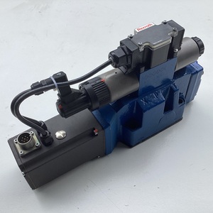 วาล์วปรับสัดส่วน 4WRTE16W6-200L-4X, วาล์วควบคุมทิศทางแบบควบคุมด้วยสัญญาณนำร่อง R901022813, ระบบไฮดรอลิกตอบสนองเร็ว 350 บาร์ - Product Image 4