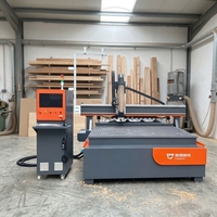 Centro de Fresado CNC para Paneles de Madera de Tecnología Avanzada con Carga y Descarga Sincronizadas para Máxima Velocidad del Flujo de Trabajo