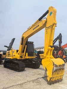 Excavatrice sur chenilles Komatsu PC160 d'occasion, 16 tonnes, moteur Cummins, godet de 0,65 m, puissance élevée 82,4 kW, pour travaux routiers de moyenne envergure - Product Image 2