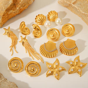 Boucles d'oreilles en acier inoxydable de style géométrique plaqué or 14 carats bijoux de mode à la mode durables non allergènes pour les fêtes et les mariages - Product Image 1