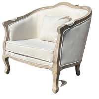 Fauteuil en lin moderne français rembourré avec un design en bois de style mariage pour événements élégants, utilisation en villa et dans les parcs