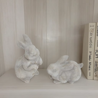 Lianda Handgefertigte Polyresin Hasenfigur Statue Niedliche Osterdekoration Tischdekoration für Zuhause Hotel Geschenke Nippes für Alle Feste