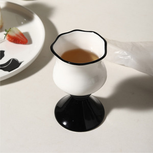 Tasse en céramique créative simple à pieds hauts Verres à <span class=keywords><strong>vin</strong></span> rouge exquis rétro - Product Image 4