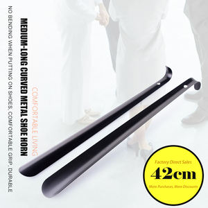 Chausse-pied long en acier inoxydable de 42cm avec logo personnalisé et aide-chaussure en métal de couleur pour bottes et personnes âgées - Product Image 2