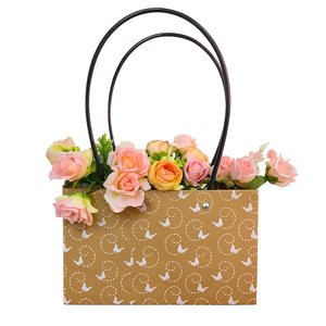 Sac à main en papier imperméable et écologique en papier kraft pour l'emballage de la floriculture avec poignées - Product Image 2