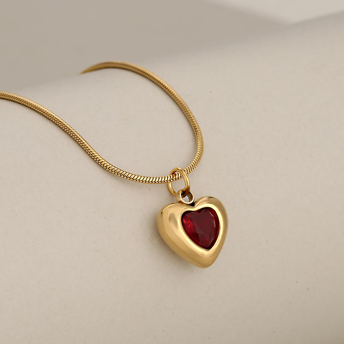 ทอง + หินสีแดง