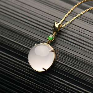 Forever Star Qingyabailu Feicui Simple Cucurbit Colgante de Jadeíta Natural de Oro de 18K Clásico de Alta Gama para Aniversario, Certificado por Terceros - Product Image 4