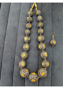 Fashion Jewellery Stone Beaded <b>Necklace</b> for Women Featuring Premium Decorative Beads <b>Statement</b> Jewelry for Party and Casual Wear - Product Image 3
