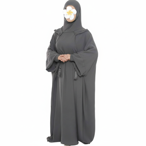 Abaya arabe en mousseline avec capuche assortie, élégante et légère, parfaite pour les superpositions ou les tenues de soirée - Product Image 1