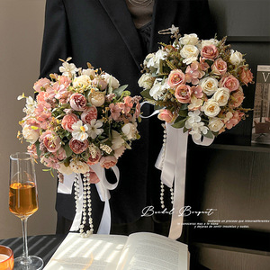 Ramo de Novia Estilo Ins Premium, Rosas Artificiales para Ceremonia de Boda, Compromiso, Sesión de Fotos, Decoración de Mesa - Product Image 1