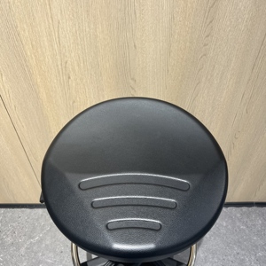 Sedie sgabelli girevoli in poliuretano senza pentimento, sgabelli in stile conciso multiuso per bancone di cassa del supermercato - Product Image 5