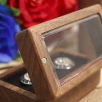 Boîte à boutons de manchette en bois de noyer de luxe Landy, boîte avec couvercle en verre, accessoire pour homme, rangement, emballage cadeau, logo personnalisé, vente en gros