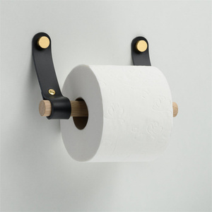 <span class=keywords><strong>Toallero</strong></span> de papel rodante de madera de Venta caliente con cinturón de cuero de montaje en pared para dar la bienvenida a los invitados para promociones - Product Image 1