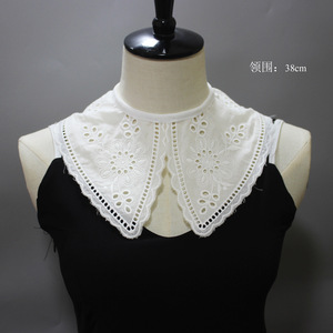 Colletto in Pizzo Francese Bianco Reversibile Ricamato Traforato Staccabile per Accessori d'Abbigliamento - Product Image 2