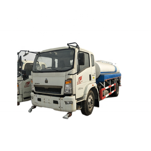 รถบรรทุกน้ำแบบใหม่ปรับแต่งได้ 10 ล้อ SINOTRUCK รุ่น HW76 ห้องโดยสารเกียร์ธรรมดา เครื่องยนต์ดีเซล Weichai ระบบกันสะเทือนแบบลม - Product Image 1
