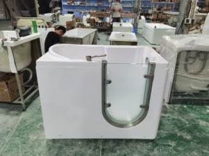 Foshan acrilico anziano passeggiata nella <span class=keywords><strong>vasca</strong></span> da bagno <span class=keywords><strong>per</strong></span> disabili <span class=keywords><strong>doccia</strong></span> Space Saver Design compatto <span class=keywords><strong>con</strong></span> pannello intelligente - Product Image 5