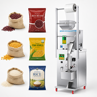 Machine d'emballage automatique de poudre de jaggery et d'assaisonnement en sachets, machine d'emballage d'aliments pour animaux avec trémie
