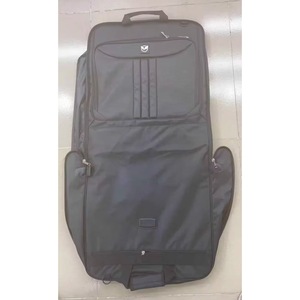 Échantillon gratuit de housse de vêtement de voyage pliable, imperméable, personnalisée, en polyester - Product Image 6