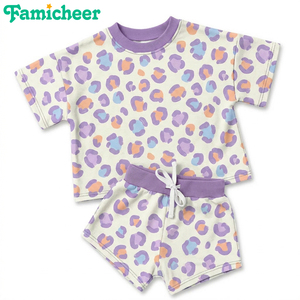 Ensemble pyjama pour bébés garçons et filles, imprimé multi-cartoons, t-shirt à manches courtes + short à cordon de serrage, tenue 2 pièces, OEM personnalisé, coton doux et respirant - Product Image 2