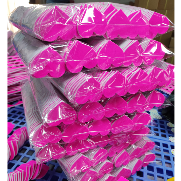 Двусторонняя пилка для ногтей розового цвета в форме сердца