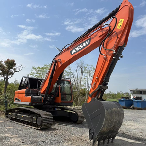 Excavadora Doosan DX300 usada, modelo grande de 30 toneladas, 1 año de garantía, incluido el motor, caja de cambios, bomba de engranajes, rodamiento PLC, modelo 2024 - Product Image 1
