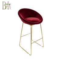 Chaise de bar moderne en velours rembourrée avec siège en forme de bol et structure métallique pour bar à domicile et café, livraison rapide