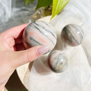 Bola de Jade Colorida de Estilo Bohemio al por Mayor, Piedra de Cristal Natural Curativa para Decoración del Hogar y Regalos - Product Image 6