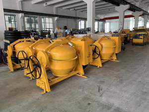 <span class=keywords><strong>Mixer</strong></span> Beton Mobile Self Loading 350L 2 Roda 4 Roda Kecil Dengan Mesin Diesel Kama 178Fs - Product Image 2