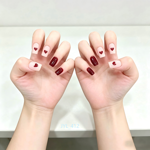 24 <span class=keywords><strong>Uñas</strong></span> Postizas Cuadradas de ABS, Color Nude, Diseño de Corazón Rojo <span class=keywords><strong>Vino</strong></span>, Pre-Adheridas con Pegamento, <span class=keywords><strong>Cortas</strong></span>, de Alta Calidad, Cobertura Total, Reutilizables - Product Image 1