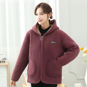 Temporada de Otoño Oriental 2025 para Mujer y Artículos: Abrigo con Capucha a la Moda, Ropa de Mujer de Talla Grande Formal - Product Image 2