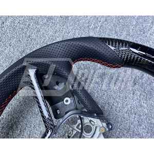 Volant de direction avec éclairage LED en fibre de carbone R35 GTR avec garniture centrale et palettes de changement de vitesse pour Nissan R35 GTR - Product Image 3