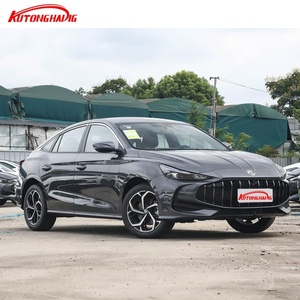 <span class=keywords><strong>Comprar</strong></span> Morris Garages MG5 2025 nuevo coche de gasolina de lujo en línea Turbo 1,5 T 181HP 7DCT sedán automático precio barato al por mayor - Product Image 2