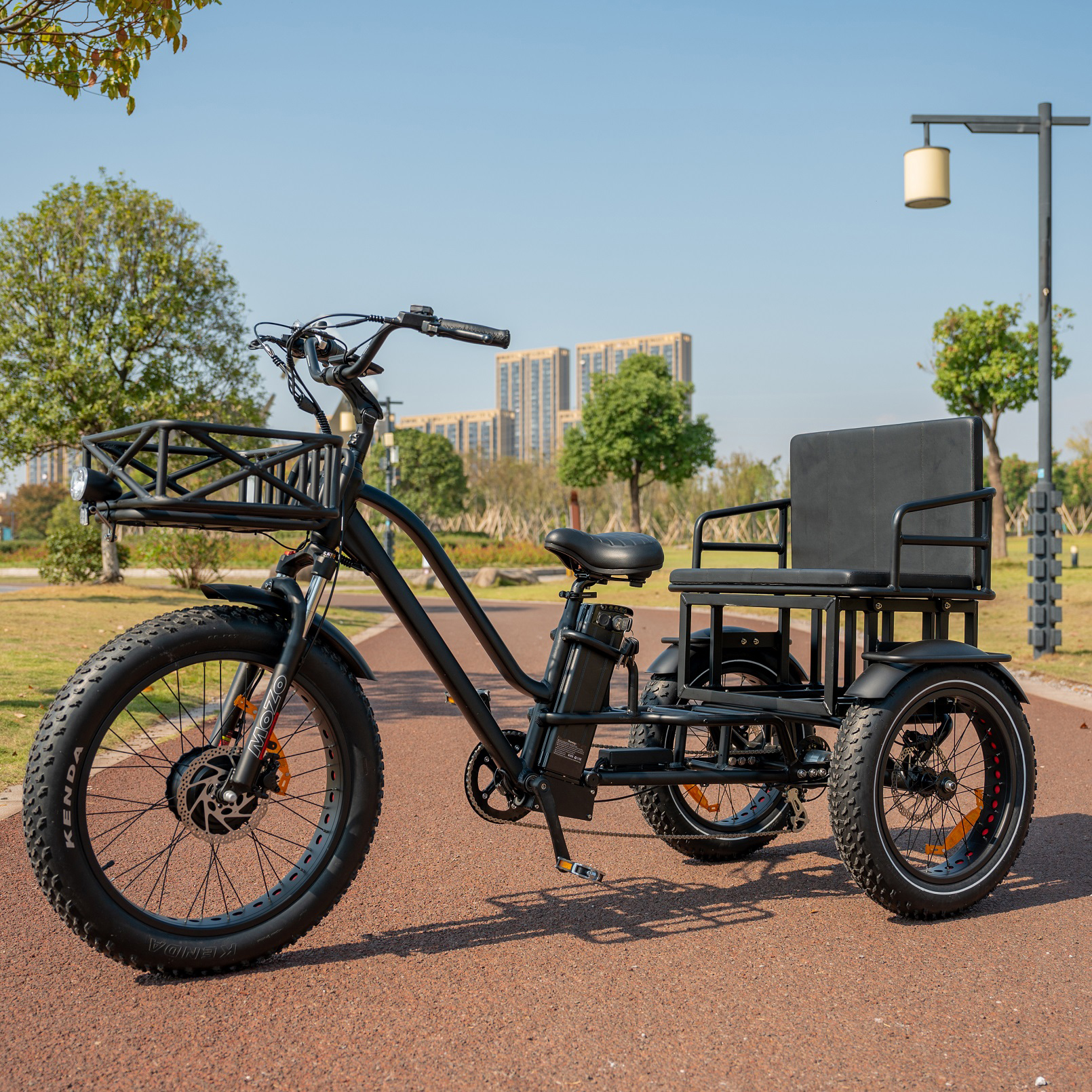 Double front wheel bicycle hotsell