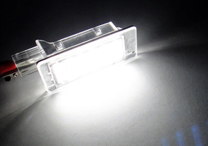 Nouvelle lumière de plaque d'immatriculation LED 8200013577 blanche DC 12V pour Espace/Laguna/Modus/Scenic/<span class=keywords><strong>Zoe</strong></span>/Duster - Product Image 5