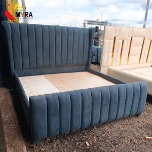 Camas Modernas Nórdicas de Tela con Estructura de Madera Tapizadas para el Hogar, Tamaños King y Queen, Venta al por Mayor - Product Image 1
