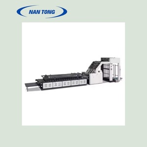 Machine à plastifier les étiquettes en carton semi-automatique Nantou 1300 380V 50Hz 14,2x2,3x2,7m pour plastification du papier - Product Image 1