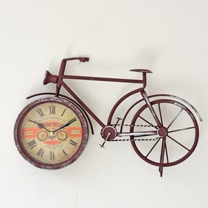 Orologio da Parete in Ferro Battuto a Forma di Bicicletta in Stile Country Americano - Product Image 2