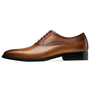 Zapatos Formales de Cuero Transpirables de Alta Gama para Hombre, para Bodas, y Zapatos Ligeros y Cómodos para Caminar en Todas las Temporadas - Product Image 3