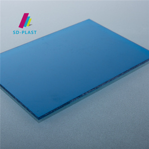 Feuille de toit en <span class=keywords><strong>polycarbonate</strong></span> <span class=keywords><strong>alvéolaire</strong></span> bleu Transparent Foshan 0.5mm-5mm Taille de <span class=keywords><strong>découpe</strong></span> laser Caractéristique durable pour les hôtels modernes - Product Image 5