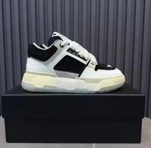 Nuove Sneakers Sportive di Lusso in Pelle Bianca per Uomo e Donna, Design Casual e da Corsa Personalizzato - Product Image 5