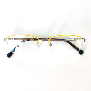 มูเฮ ออกแบบกรอบแว่นตาไทเทเนียมระดับมืออาชีพ สำหรับสายตาสั้น แว่นอ่านหนังสือโลหะ แว่นกันแดดคุณภาพสูง - Product Image 2