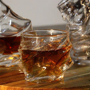 Classico design quadrato bottiglia di <span class=keywords><strong>whisky</strong></span> <span class=keywords><strong>whisky</strong></span> decanter diamante <span class=keywords><strong>whisky</strong></span> di vetro <span class=keywords><strong>set</strong></span> - Product Image 5