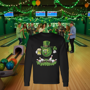 Camiseta de manga larga para amantes de la cerveza y el bolos del Día de San Patricio - Product Image 3