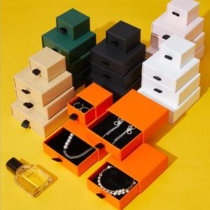 Tùy chỉnh đồ lót Hộp bao bì giấy cứng Hộp Quà Tặng Bao bì hộp các tông - Product Image 3