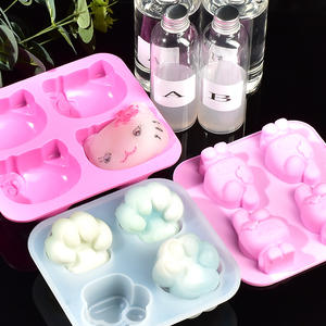 Qiaobeixing Collezione di Stampi in Silicone Morbido Unisex a Forma di Zampa di Gatto, per Waffle, Resina Cristallina, Colla AB, Stampi Fai da Te per Cibo Decorativo, Età 14+ - Product Image 1