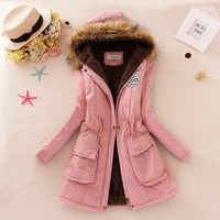 Manteau d'hiver pour femmes de qualité supérieure, prix bas, veste longue en duvet pour femmes, nouvelle veste coupe-vent, taille plus, manteau chaud