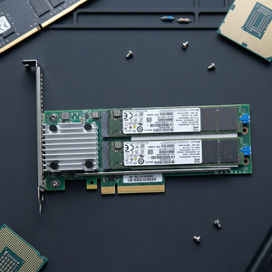 Carte RAID P12965-B21 NS204i-P 2 voies + 2x 480 Go NVMe PCIe 3.0 M.2 pour serveur HPE - Product Image 3
