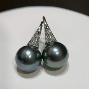 wholesale High Heel Pearl <b>Stud</b> <b>Earrings</b> 9-10mm Tahitian Black Pearl Near Round Front Clean Minor Blemish Sterling <b>Silver</b> Jewelry - Product Image 4