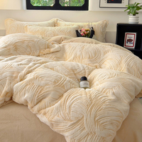 Ensemble de quatre pièces en fourrure de lapin, mousse de lait, draps, taies d'oreiller, ensembles de housses de couette