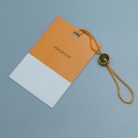 Étiquettes de vêtements personnalisées haut de gamme en papier écologique avec logos sur mesure pour sacs